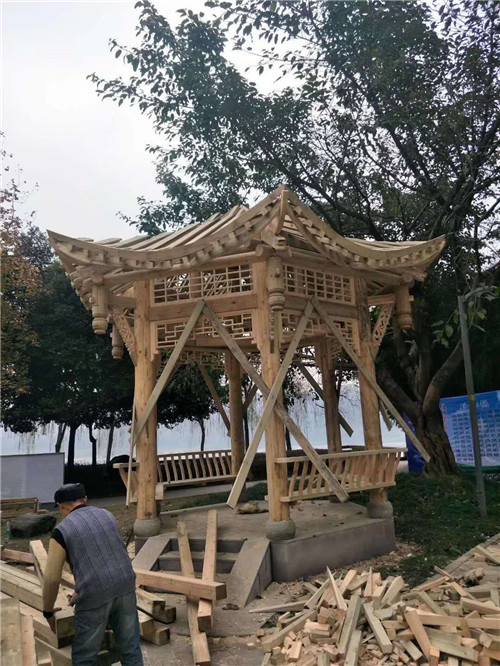 四川防腐木涼（liáng）亭